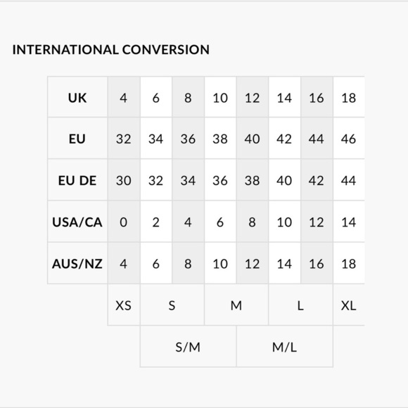 Boohoo Contrast Toweling Triangle Bikini Top - Picture 7 of 8